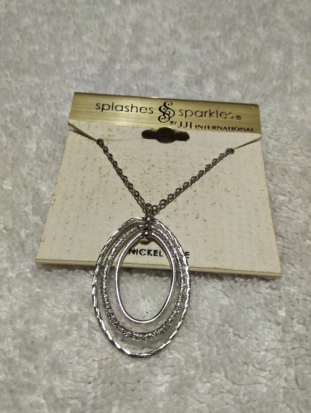 NWT Splashes Sparkles Silver Multi-Oval Pendant Necklace- Nickle Free